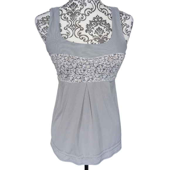 Lululemon Elevate Tank Mesh Babydoll Women 8 Y2K Running Stretch Comfy Yoga 2014 - Picture 2 of 12